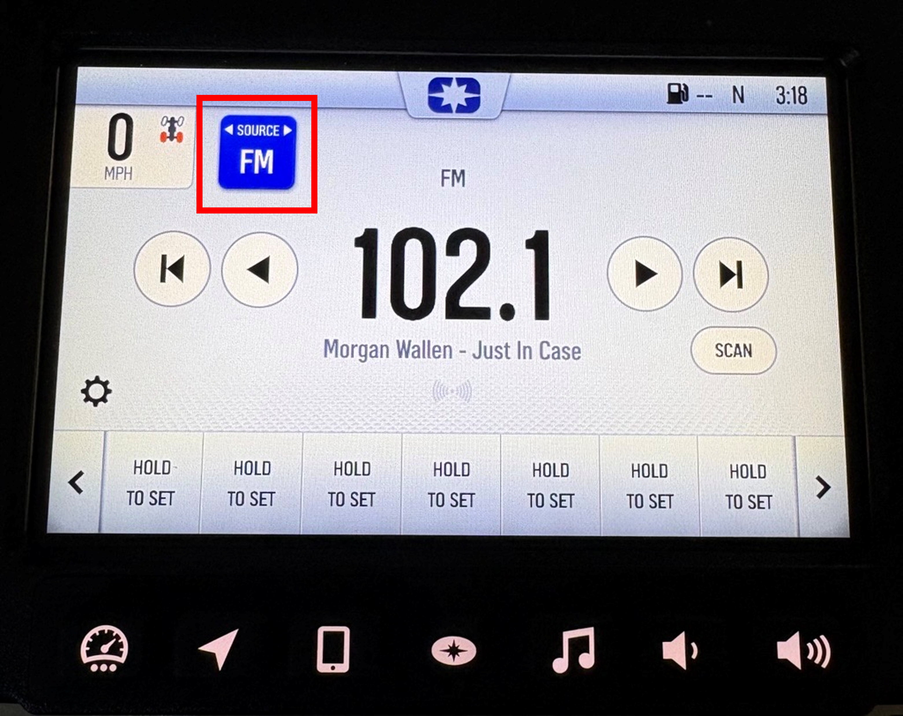 Display Source Icon Circled